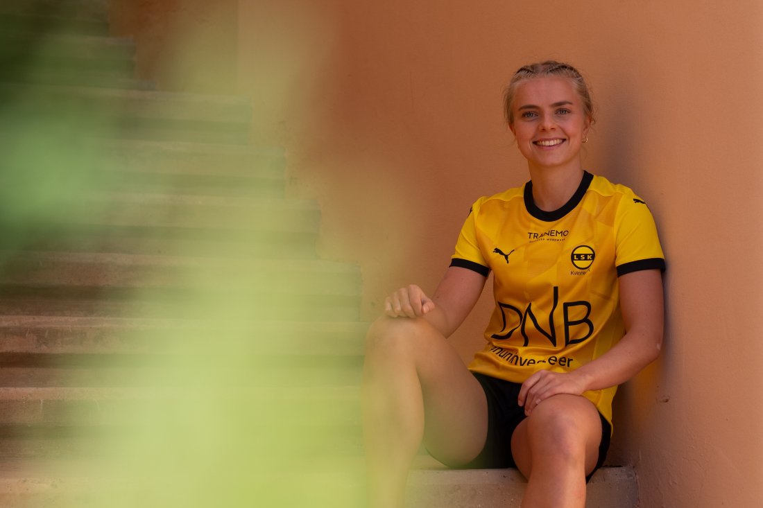 LSK Kvinner-Drakt-16.jpg