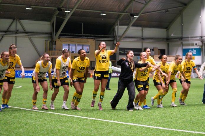 Det jobbes på spreng for å sikre toppfotballen for kvinner på Romerike